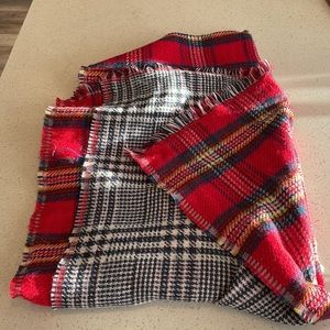 Double sided scarf